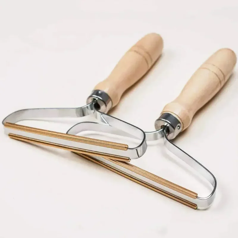 Portable Manual Hair Remover Ball Trimmer Carpet Wool Coat Clothes Epilator Reusable Pet Hair Remover Cat and Dog Cleaning Tools