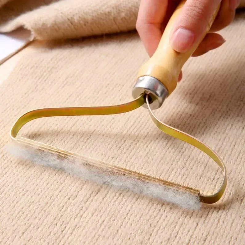 Portable Manual Hair Remover Ball Trimmer Carpet Wool Coat Clothes Epilator Reusable Pet Hair Remover Cat and Dog Cleaning Tools