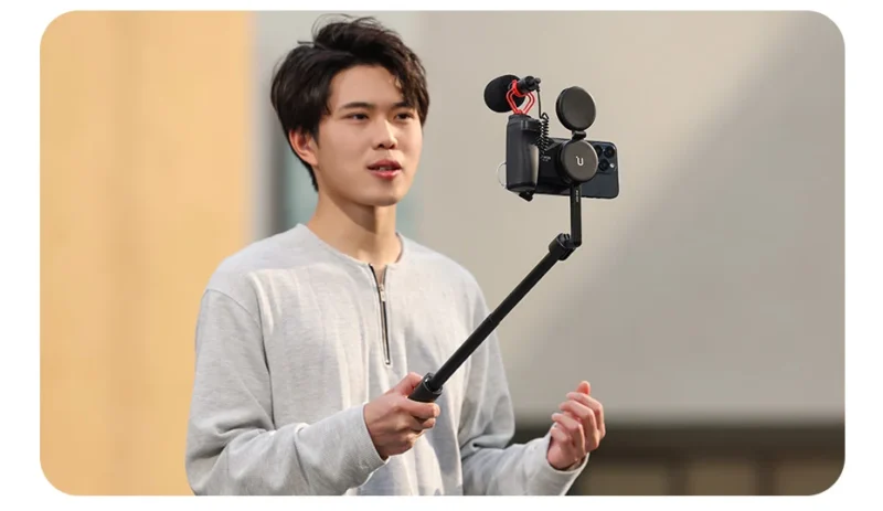 Ulanzi MA35 MagSafe Smartphone Camera Shutter Grip Bluetooth Selfie Handle As Camera Photo Stabilizer Vertical Horizontal Shoot