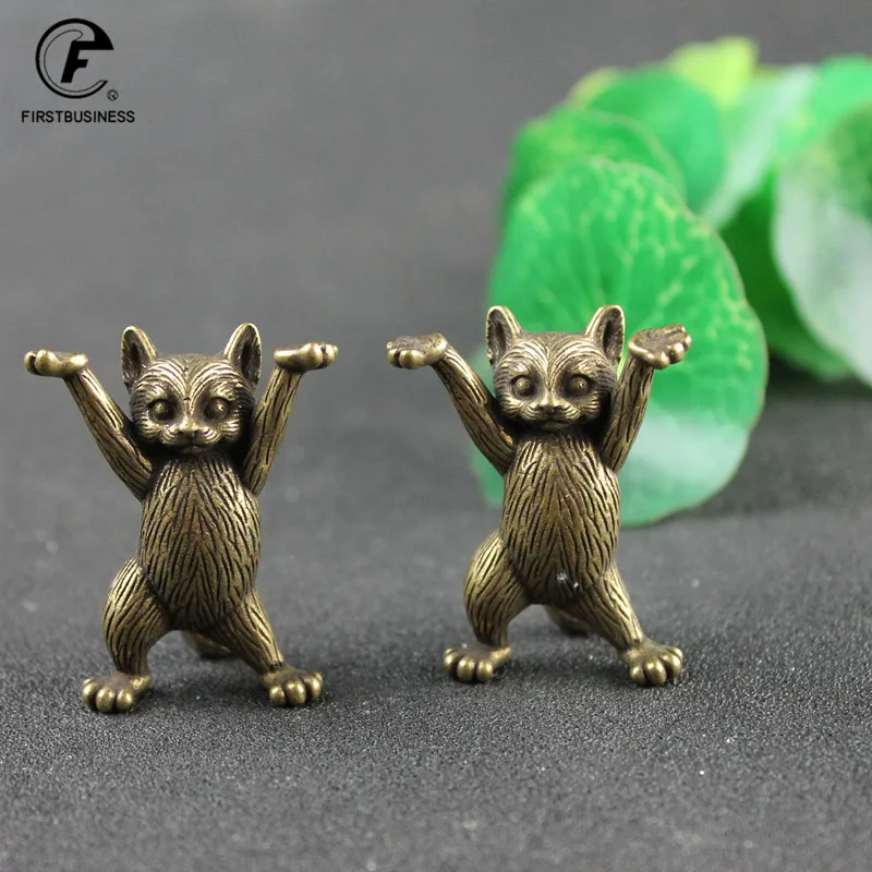 Antique Copper Cartoon Kung Fu Cat Statue Desktop Ornaments Metal Brass Animal Figurines Miniatures Home Decorations Accessories