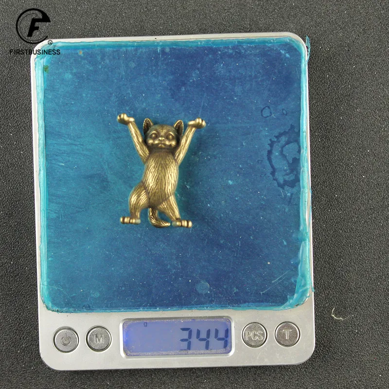 Antique Copper Cartoon Kung Fu Cat Statue Desktop Ornaments Metal Brass Animal Figurines Miniatures Home Decorations Accessories