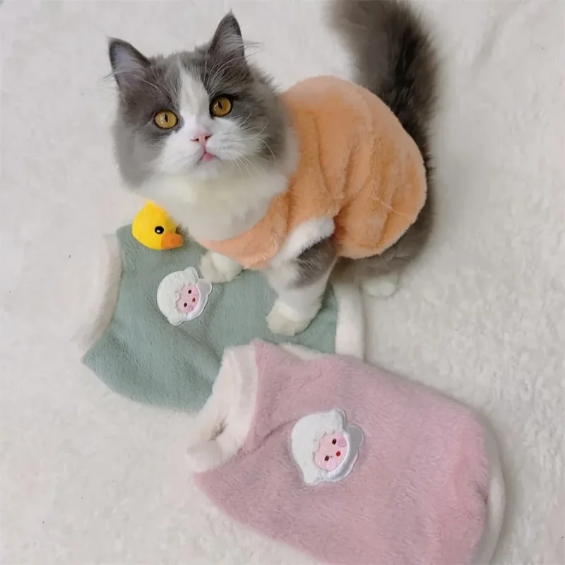 S67ccbb6a5e194ec28cf35ef58d92bdedw.webp Cats Accessories Pets Warm Kittens Clothes for Winter Kitten Small Kitten Stuff Apparels Cooling Clothing Dog´s Sweater Vests