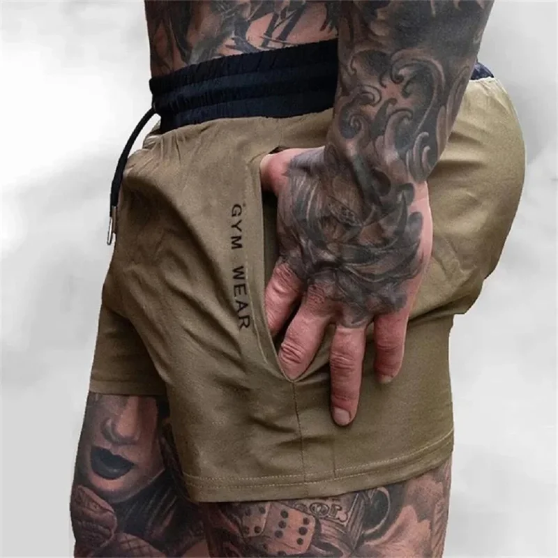 NEW Sports Trendy Quick-drying Three-point Pants Elastic Thin Running shorts Track And Field Training Pants Fitness Beach Shorts