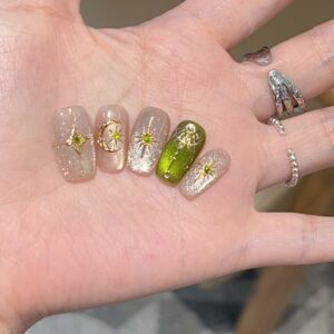 Handmade Wearable Artificial Nails with Tool Kit