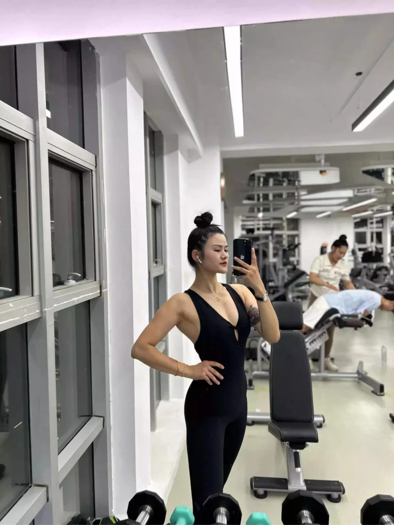 Seamless Yoga Jumpsuits Sports Fitness Set One-Piece Open back Sleeveless Running Quick Dry Gym romper Workout Clothes for Women