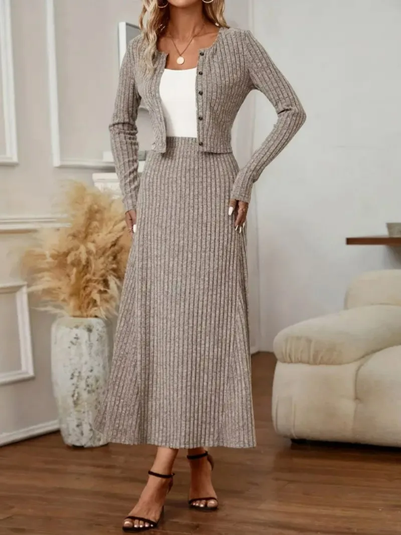 Elegant women's woolen dress set, autumn and winter half length skirt and cardigan set, 2-piece set, knitted matching set